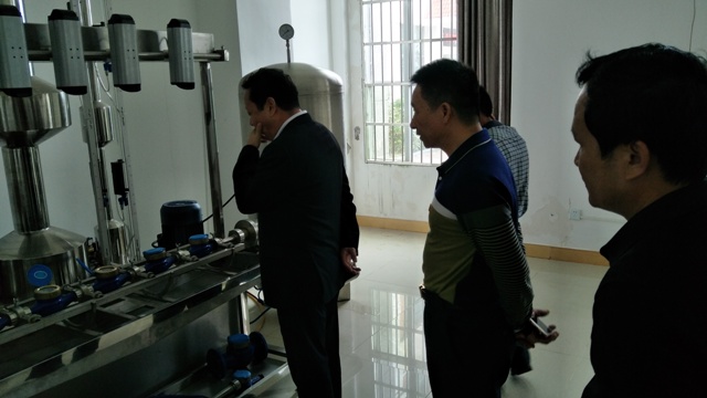省质监局局长蔡仁杰到万宁质监局调研质监工作